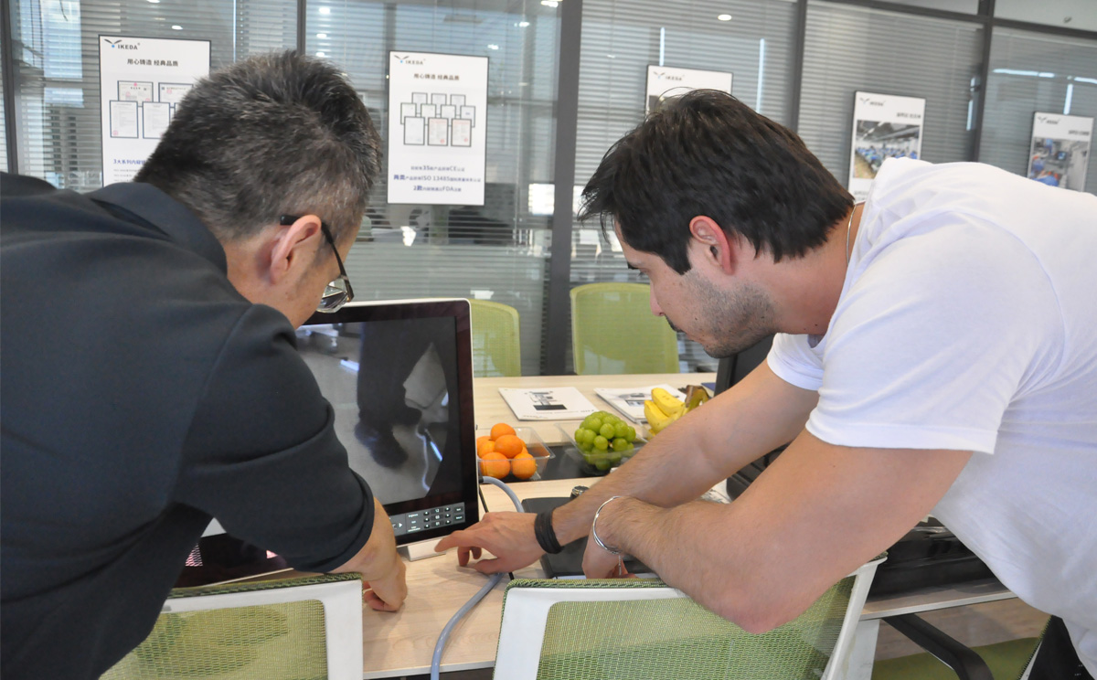 海外市場穩步推進，多家海外客戶到訪益柯達